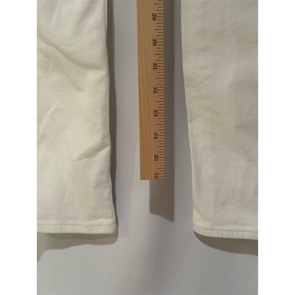 Levi’s Classic Straight Jeans Womens Size 12 White Mid Rise W31 L30 - Picture 9 of 10
